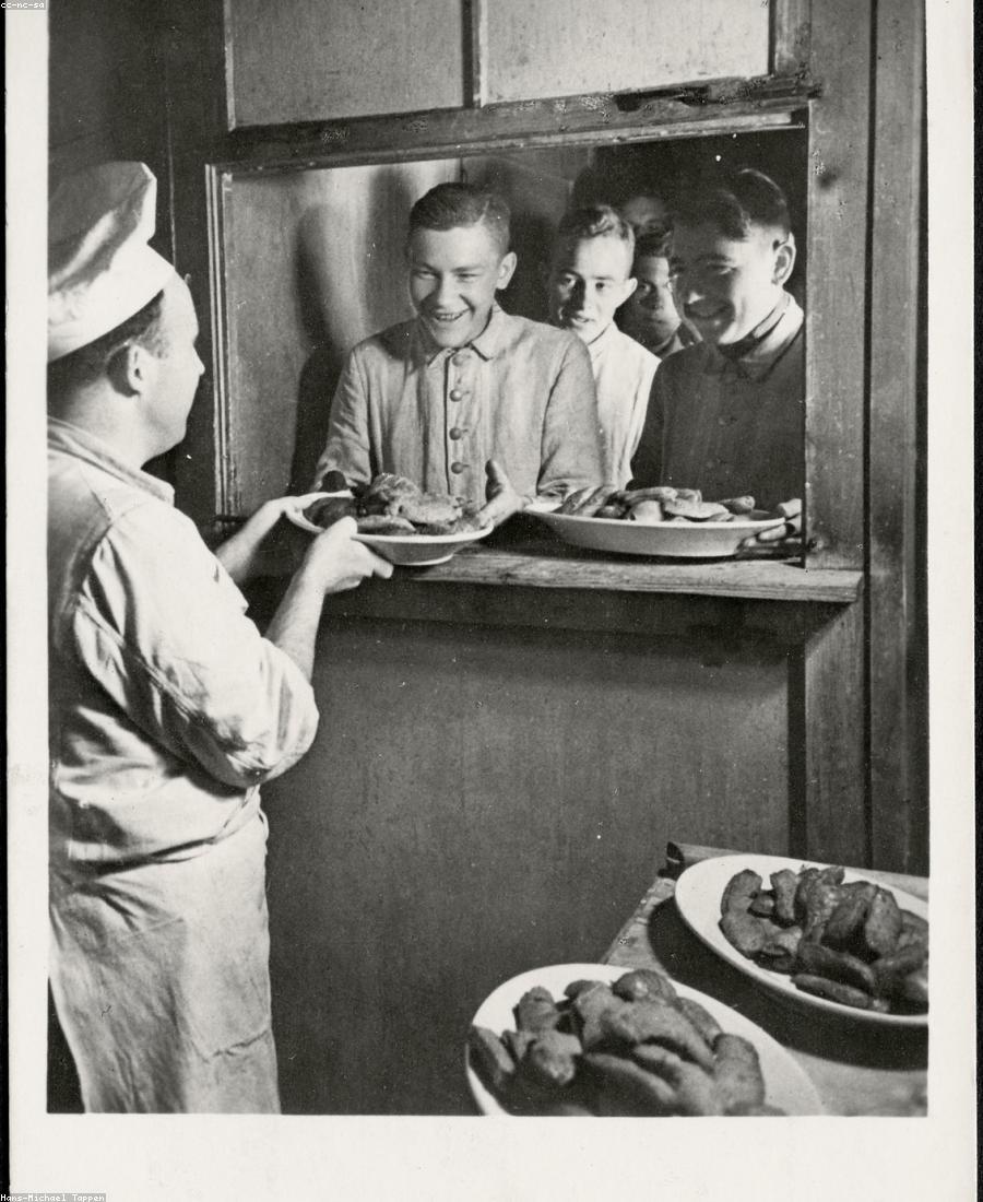 Straight-Razor Ritual